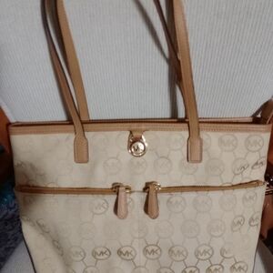Michael Kors Tan Signature Tote Bag